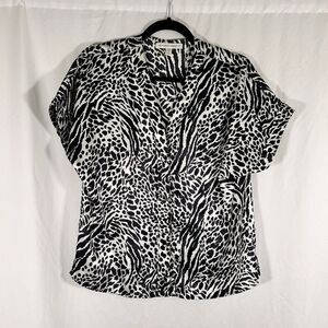 Victoria's Secret Top Women's Large White Black Animal Print Short Sleeve